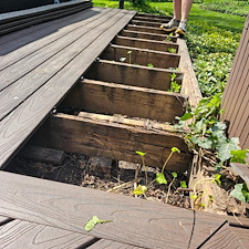 Deck-repairs-to-bring-back-deck-to-its-original-beauty-in-Zionsville-Indiana 6